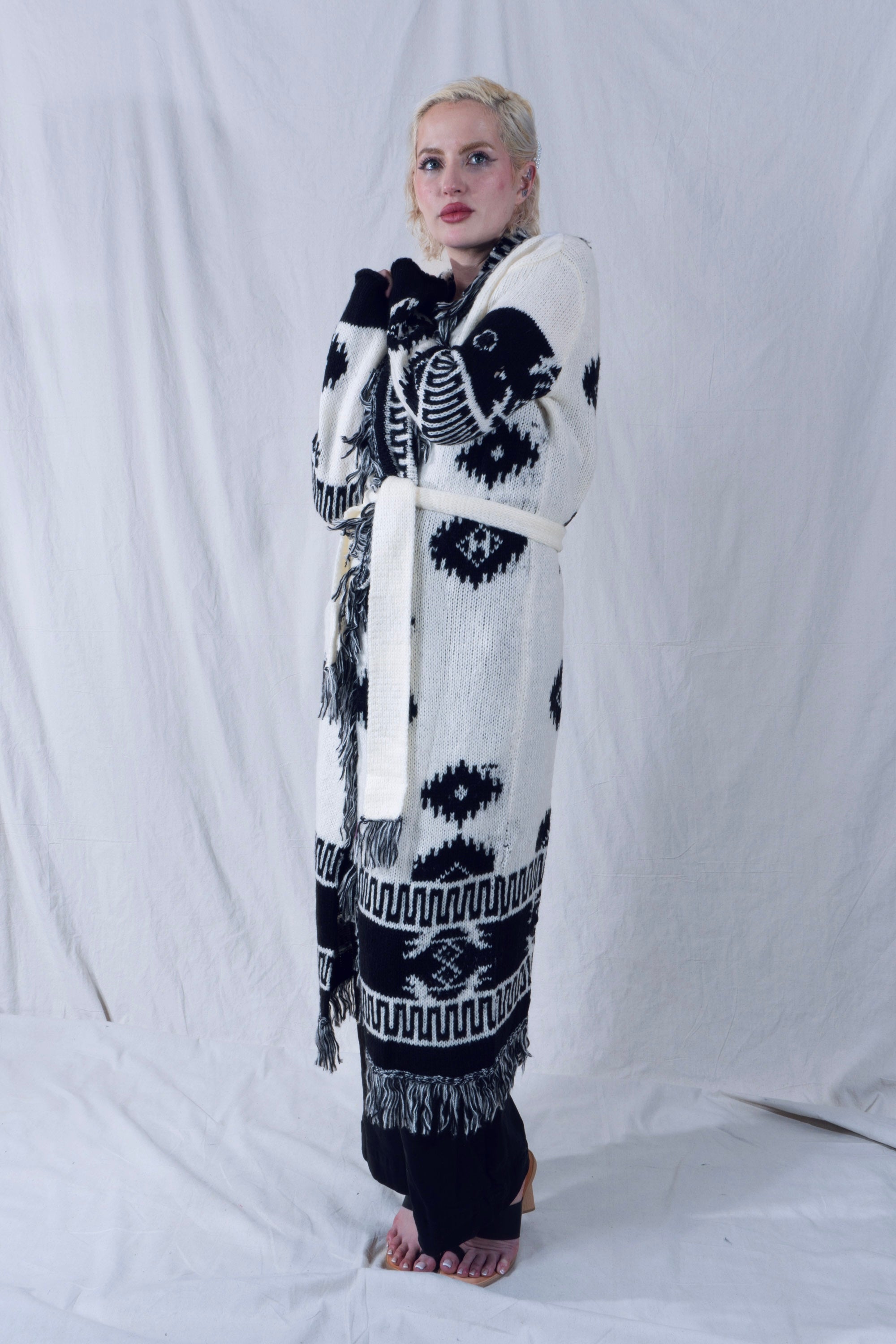 Mareki Cardigan Coat in White and Black
