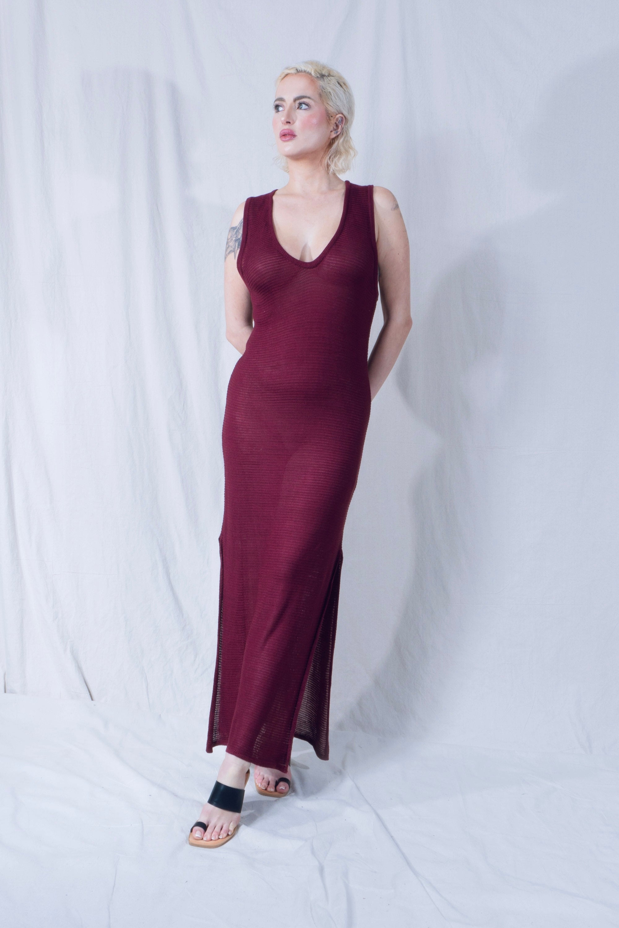 Omi Dress Fine Knit in Maroon