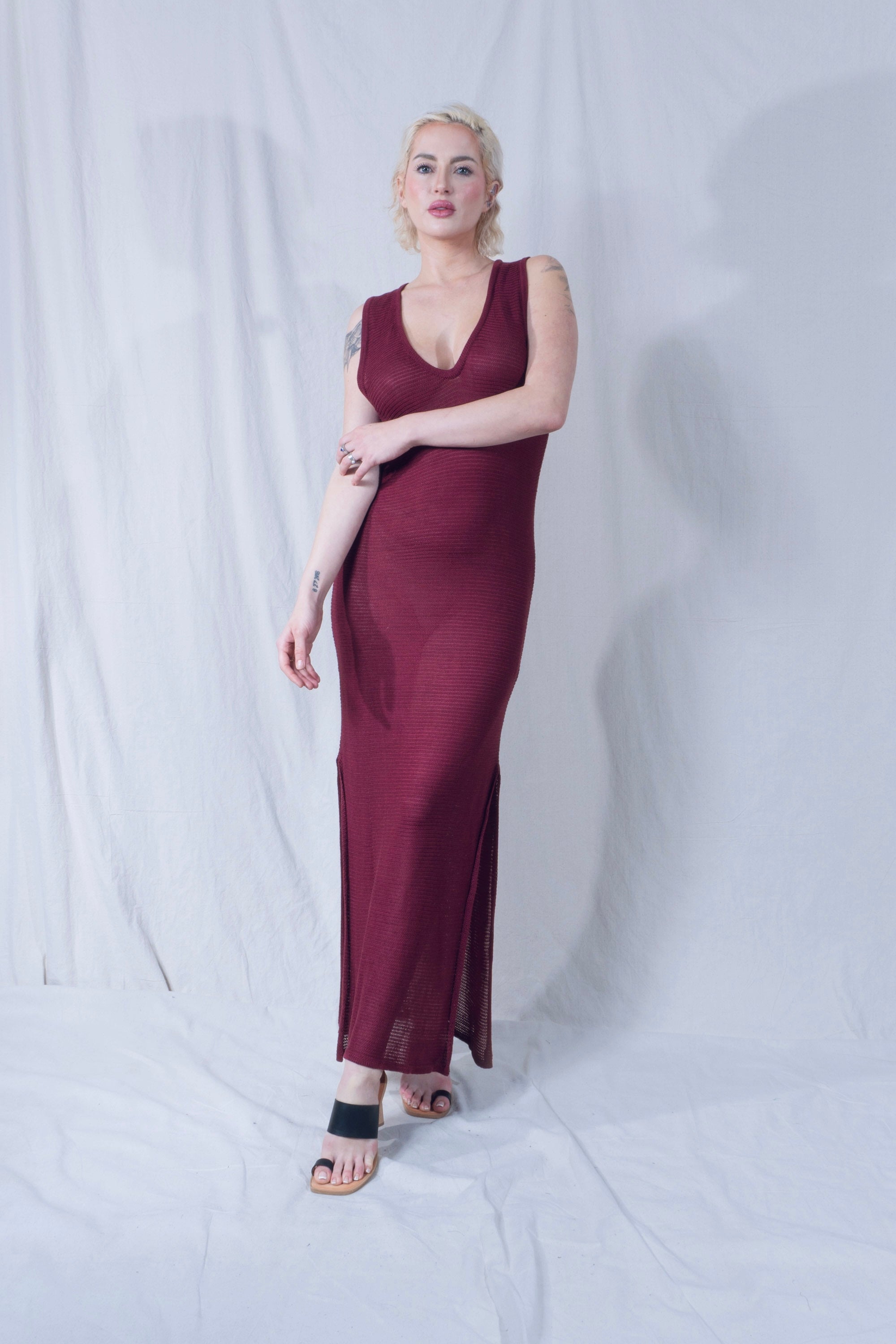 Omi Dress Fine Knit in Maroon