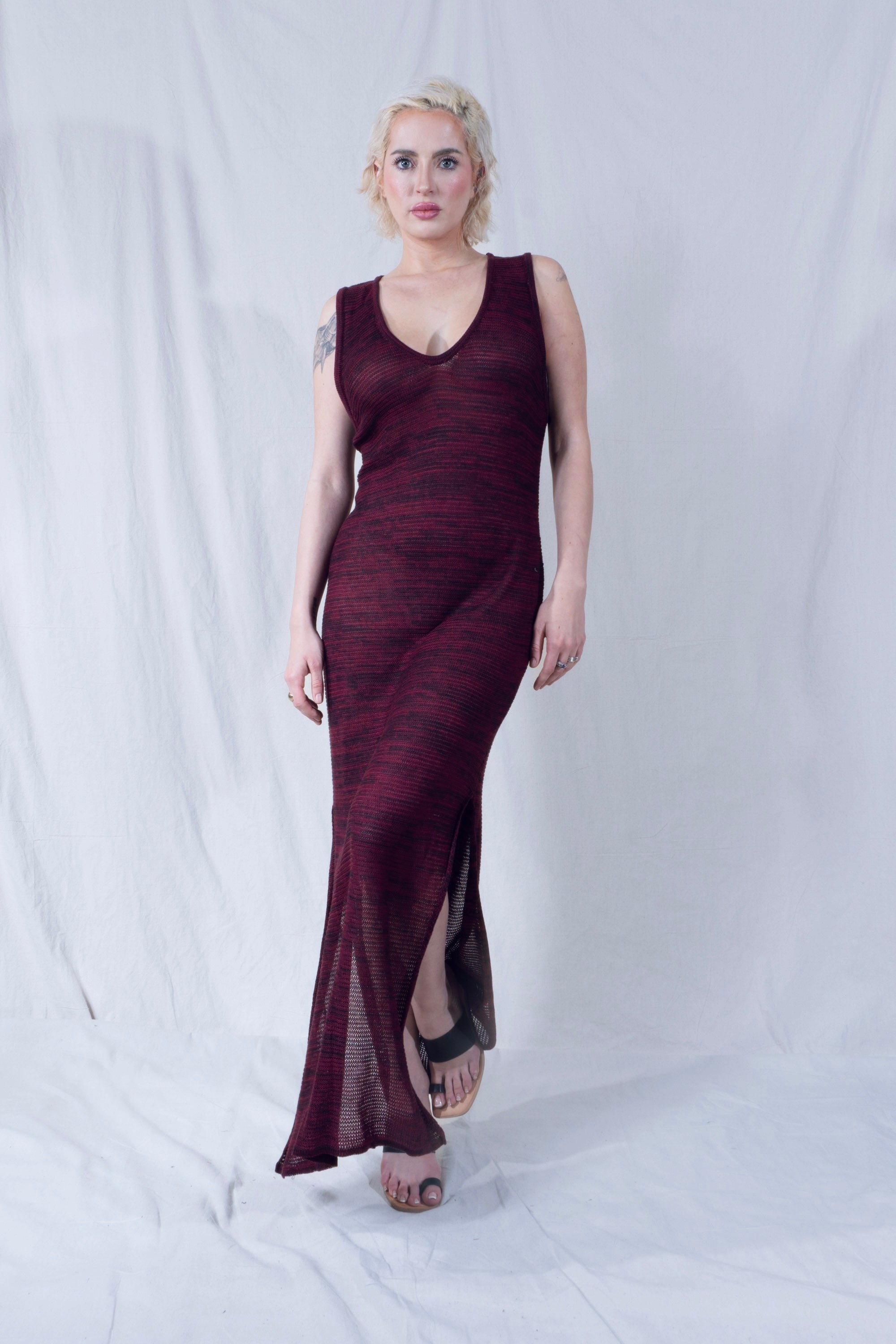Omi Dress Fine Knit in Red and Black
