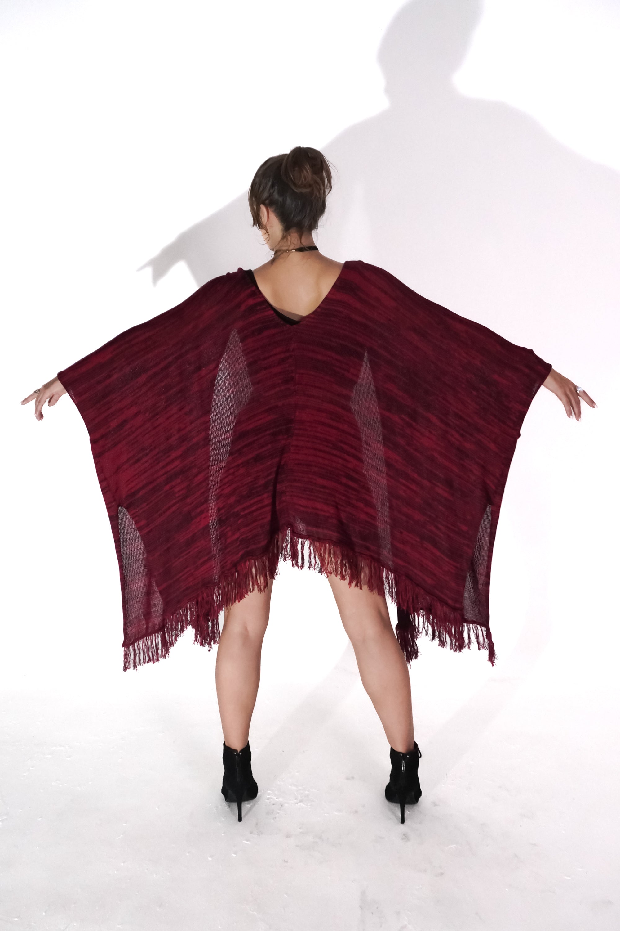 Rhiane Kimono in Black and Red