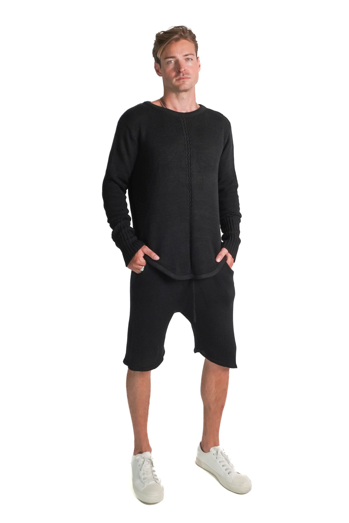 Davos Crew Neck Sweater in Black