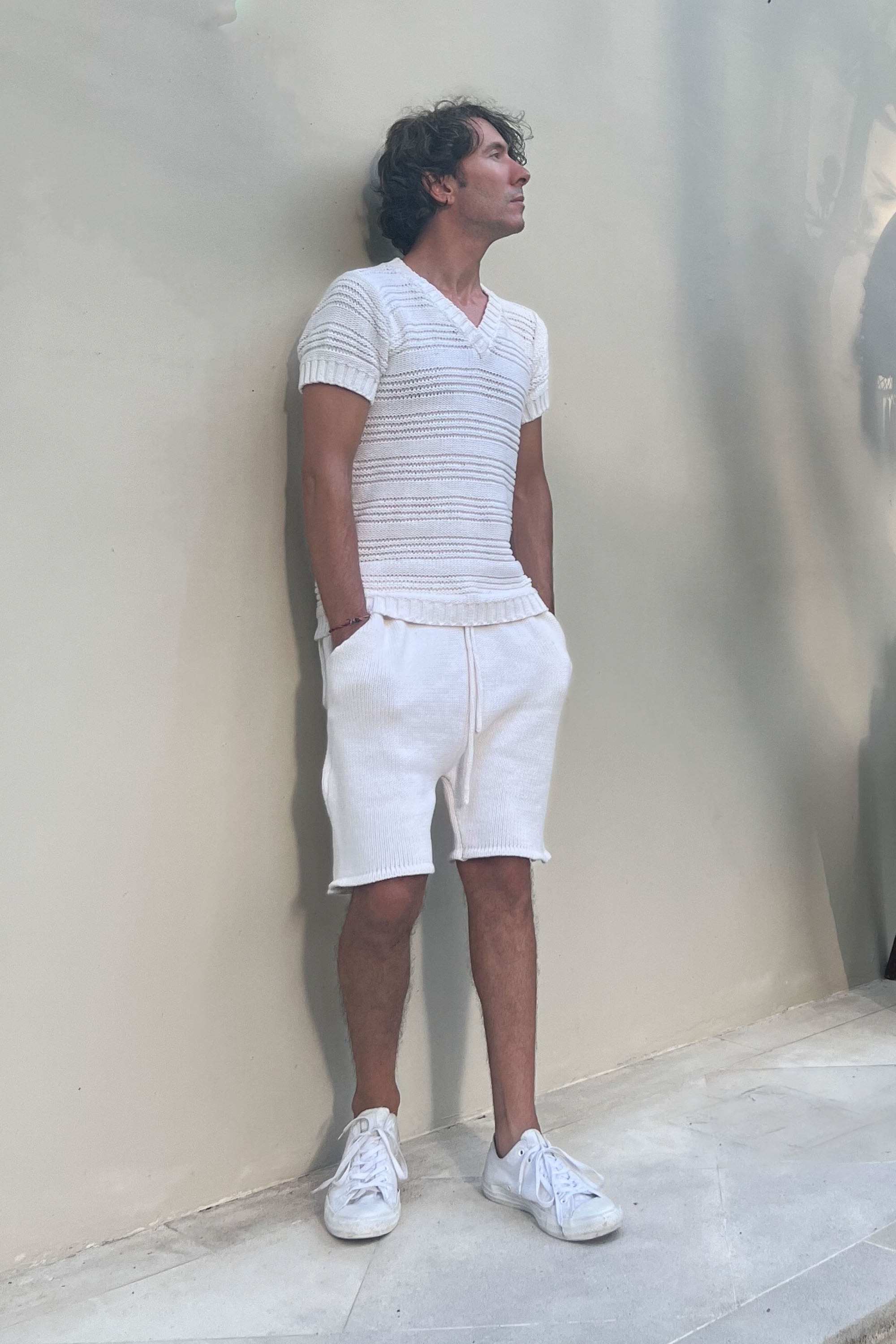 Osun V-Neck Shirt in White